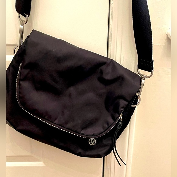 lululemon athletica Bags Lululemon Black Crossbody Bag Poshmark